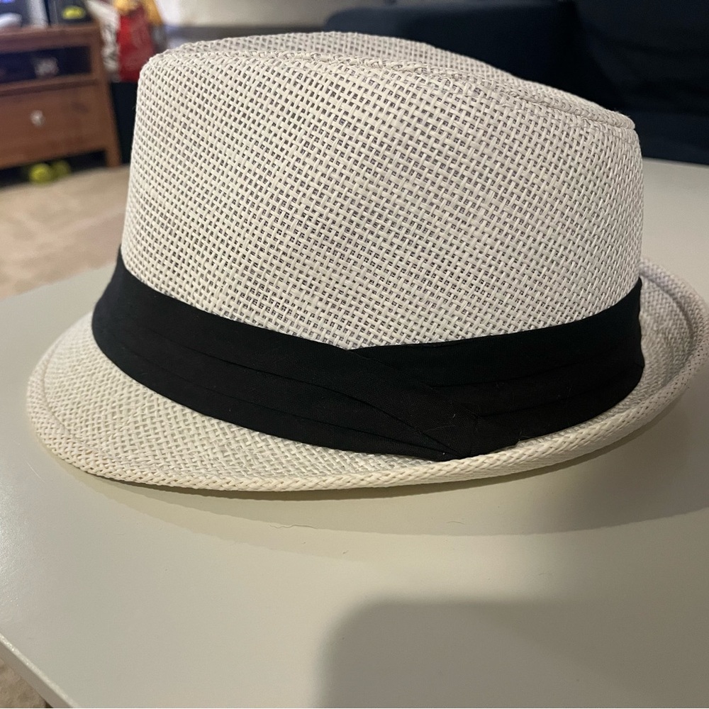 Milani White Fedora with Black Band